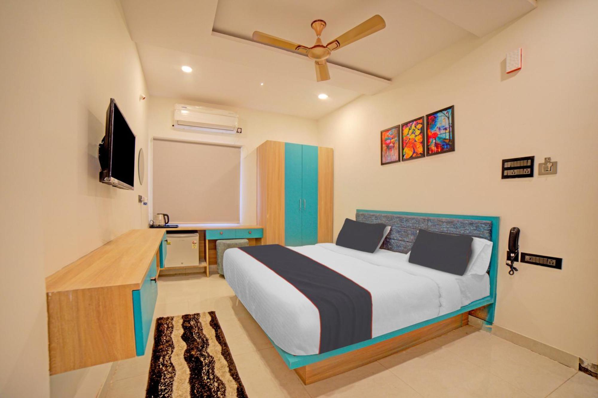 Collection O Lakeview Castle Hotel Warangal Bagian luar foto